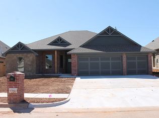 17501 Braken Dr, Edmond, OK 73012