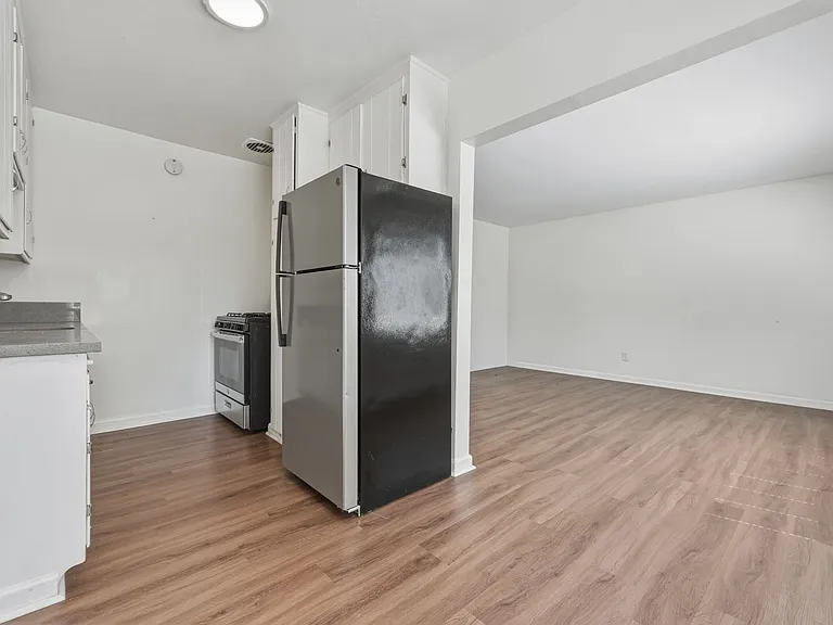 2424 24305 India Street 2429 2435.5 Kettner Blvd — Photo 17