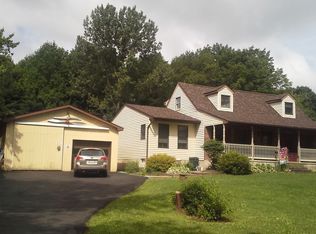 83 Lyons Rd, Fleetwood, PA 19522
