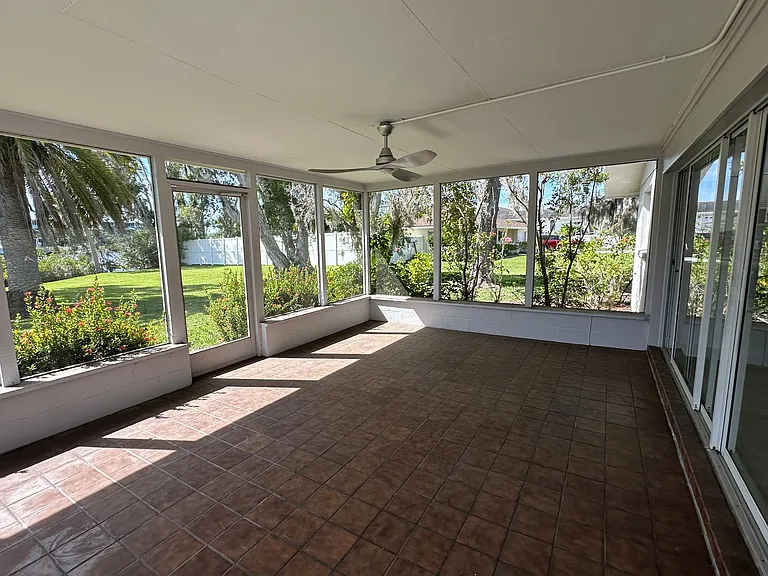 812 Bayview Dr — Photo 27