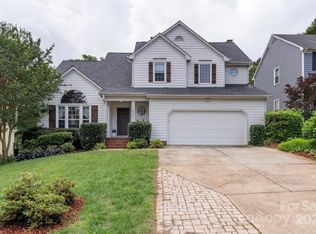 8605 Tamarron Dr, Charlotte, NC 28277