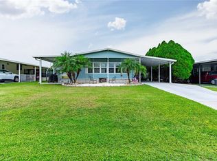 5727 Apache St, Zephyrhills, FL 33542