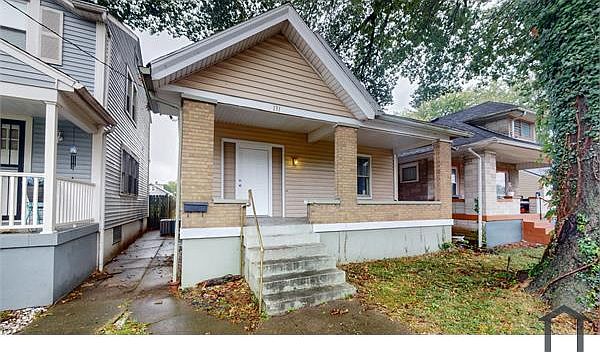 1st image of 131 N 41st St