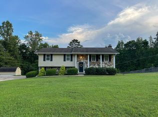 10106 Crestmont Dr, Ooltewah, TN 37363