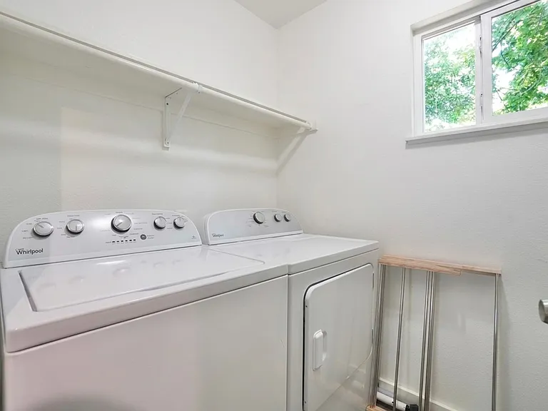 1117 Mariposa Dr #B — Photo 21