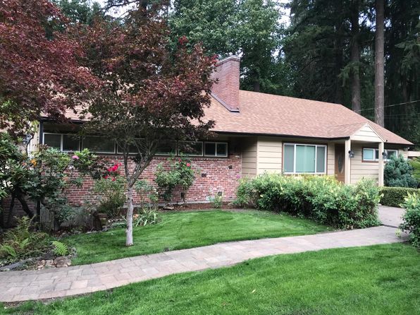 937 SW Country Club Rd