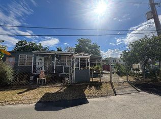 Barrio Sandin A 14 Vega, Catano, PR 00963