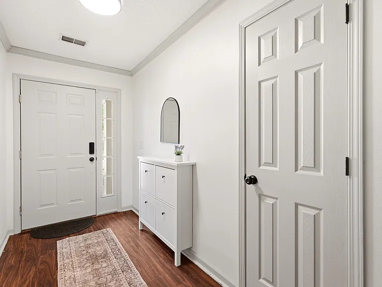 9 Whitewater Ct — Photo 3