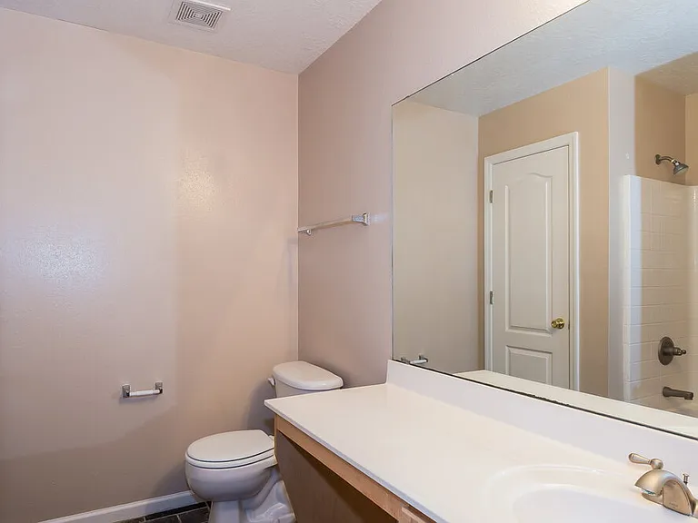 1417 Heather Ct — Photo 14