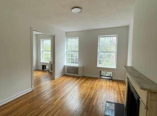 9 Charles St #2, New York, NY 10014