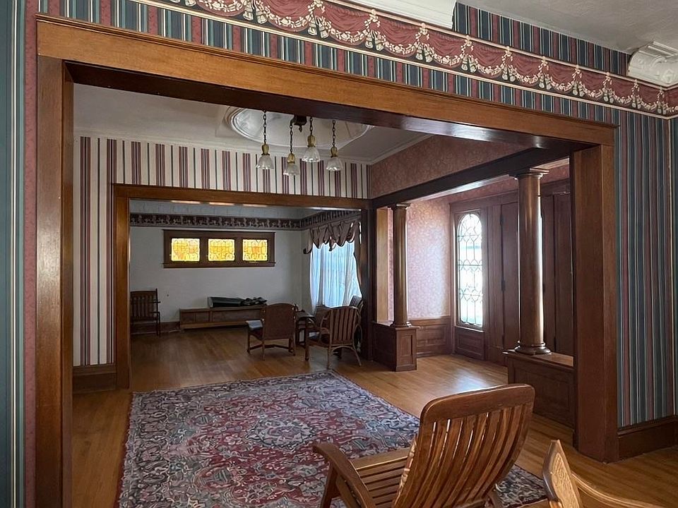 13th image of this home