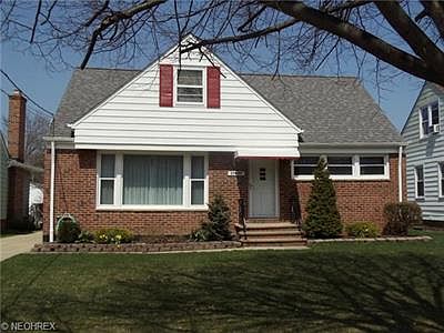 1st image of 27697 Parkwood Dr