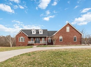 207 Remington Dr, Russell Springs, KY 42642