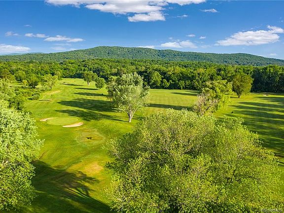 74 South Canaan Road