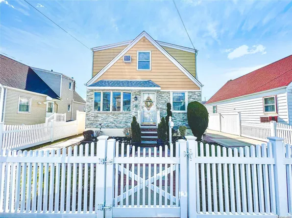341 Beach 89th Street, Rockaway Beach, NY 11693