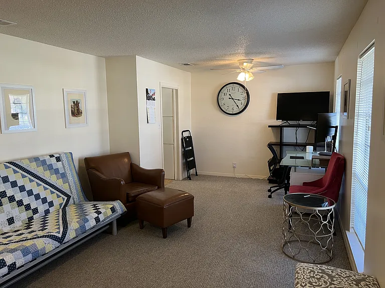 2401 Laramie Trl #A — Photo 19