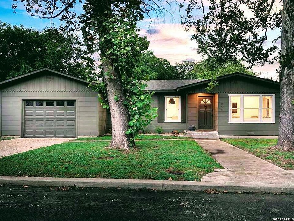 1st image of 511 Olive St