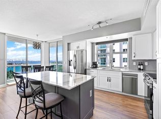 7910 Harbor Island Dr APT 911, North Bay Village, FL 33141