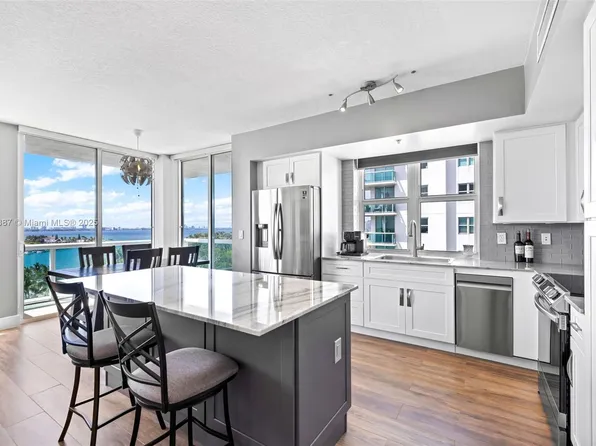 7910 Harbor Island Dr APT 911, North Bay Village, FL 33141
