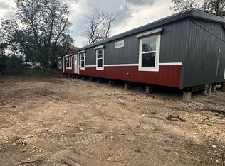 719 N Houston, Sabinal, TX 78881