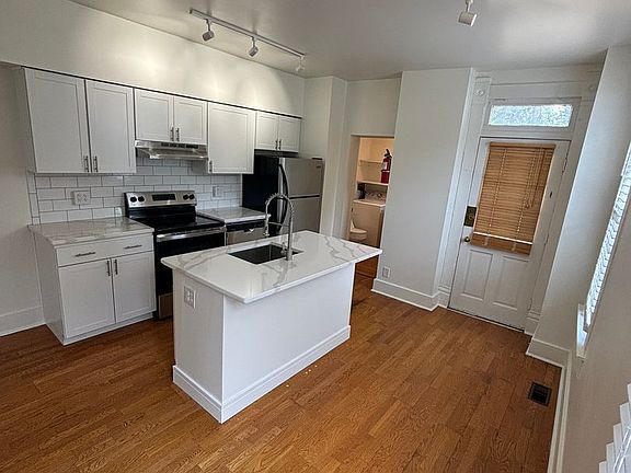 3rd image of 426 Zimpfer St #428