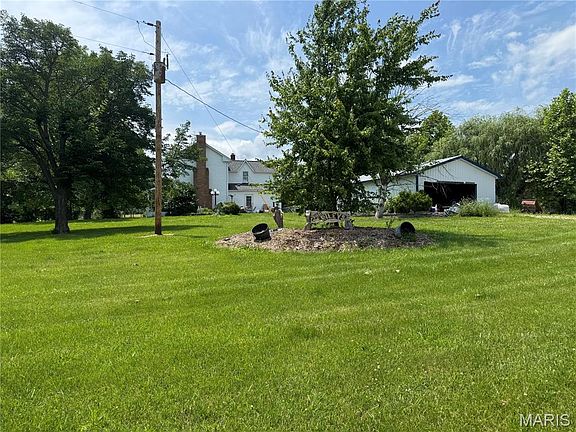 4th image of 22521 Abrolat Rd