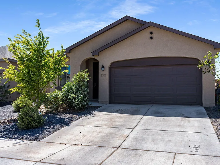2313 Melon Ridge Loop NE — Photo 1