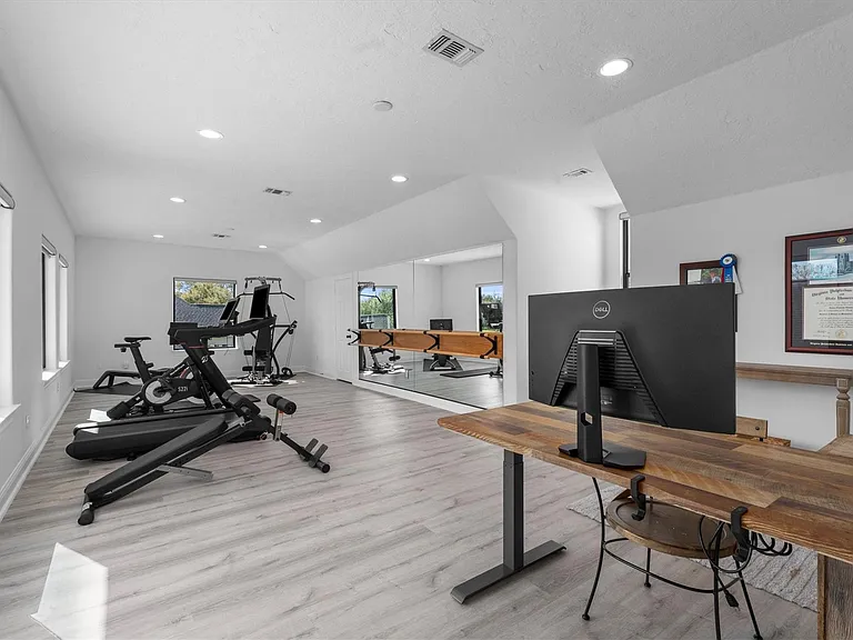2703 Cavallo Pass — Photo 34