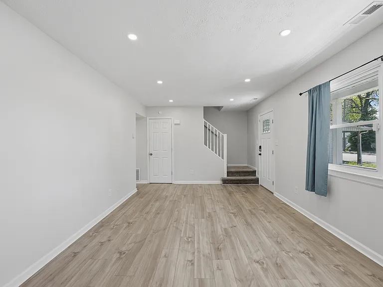 708 Westwood Ave — Photo 8