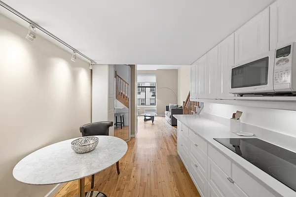 Sold by Compass | media 3