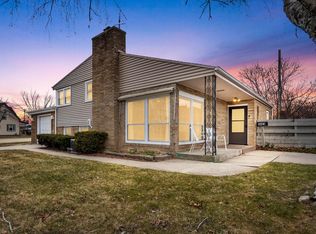 3453 Stratford Ave, Racine, WI 53402