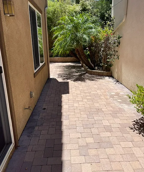 4 Newton Ct — Photo 11