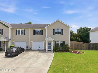 228 Smallwood Road, Hubert, NC 28539