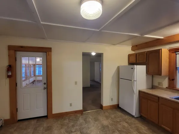 46 Crescent St #1, Wilton, NH 03086