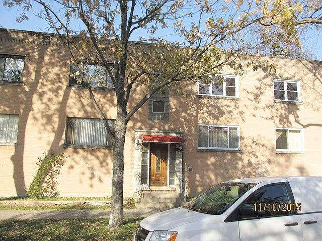 1st image of 2850 W Glenlake Ave #2E