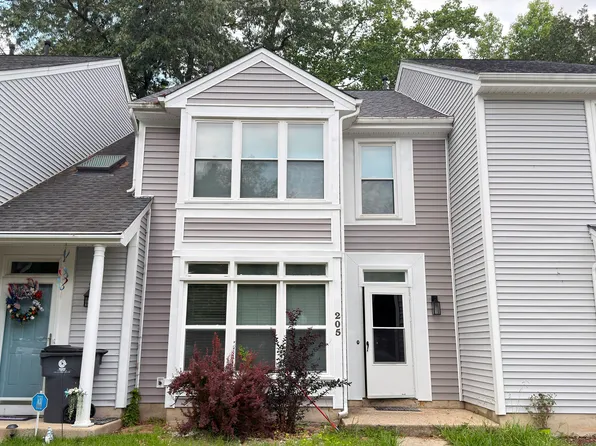 205 Appaloosa Dr, Yorktown, VA 23693