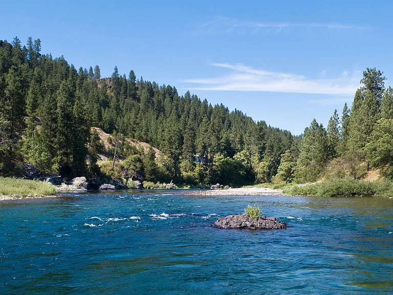 Riverside at Coyote Rock — Photo 25