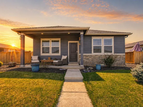 1326 NE Boxcar Dr, Prineville, OR 97754