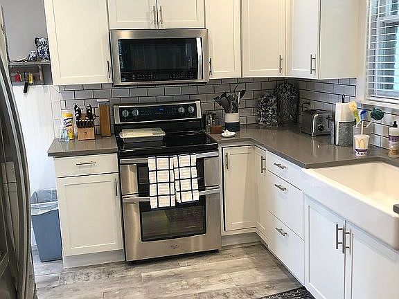 3rd image of 108 Mimosa Ave