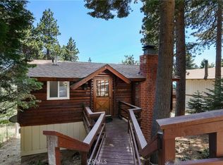 31457 Circle View Dr, Running Springs, CA 92382