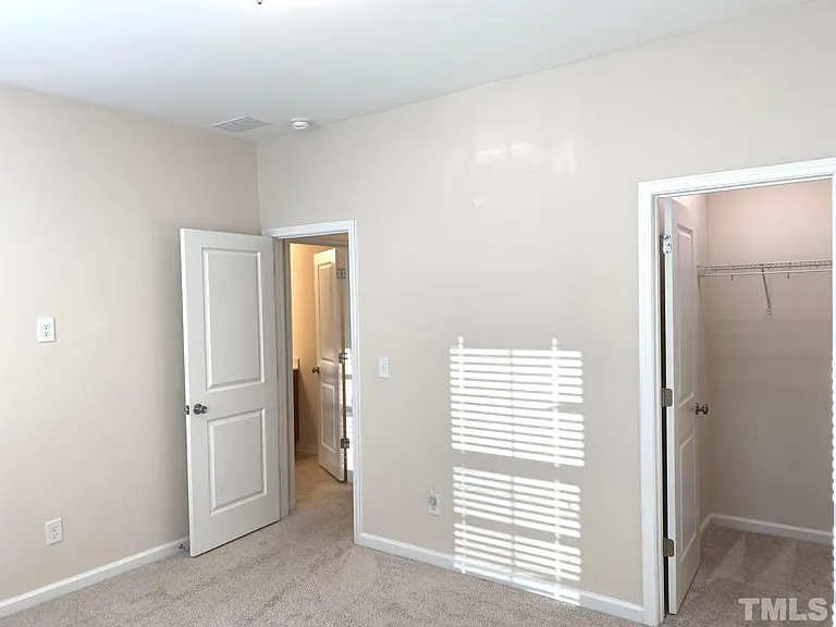 1148 Premier Key Dr — Photo 22