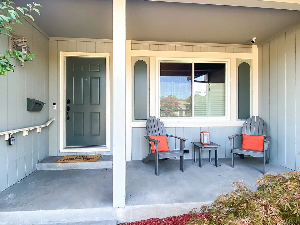 5082 Dupont Dr