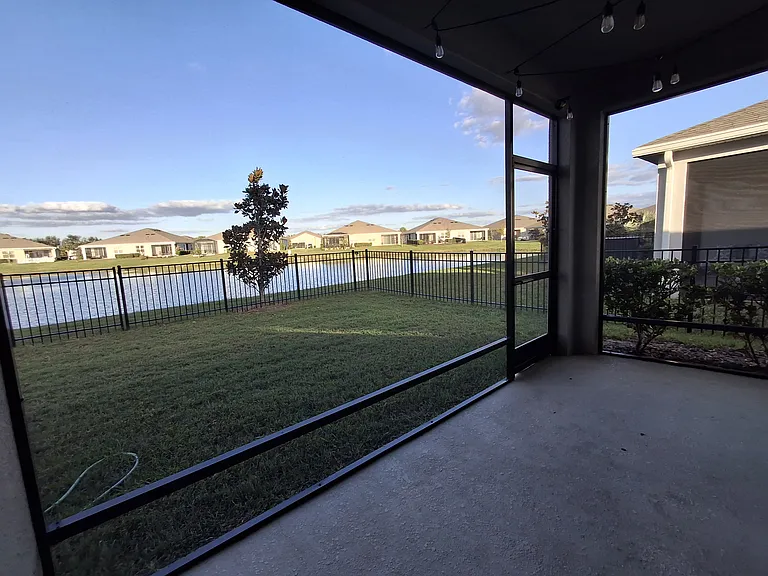 7891 Stonebrook Cir — Photo 3