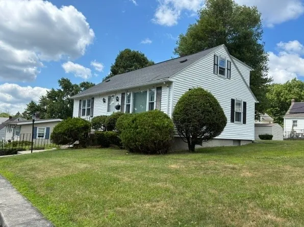 35 Superior Rd, Worcester, MA 01604