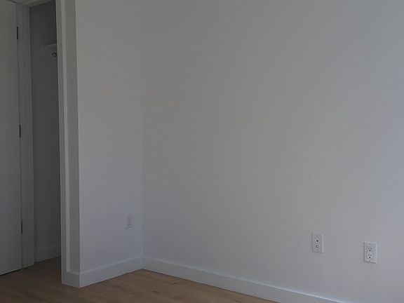 5th image of 388 Bleecker St #2