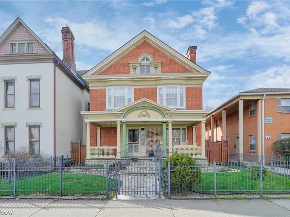 137 King Ave, Columbus, OH 43201