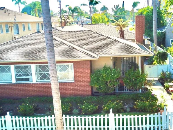 237 Belmont Ave, Long Beach, CA 90803