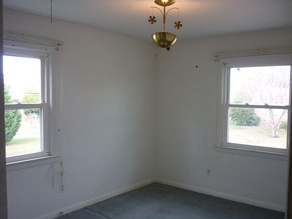 Fourth bedroom