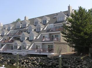 224 Popes Island Rd, Milford, CT 06461