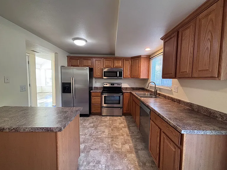 3990 Vicksburg Ter — Photo 8